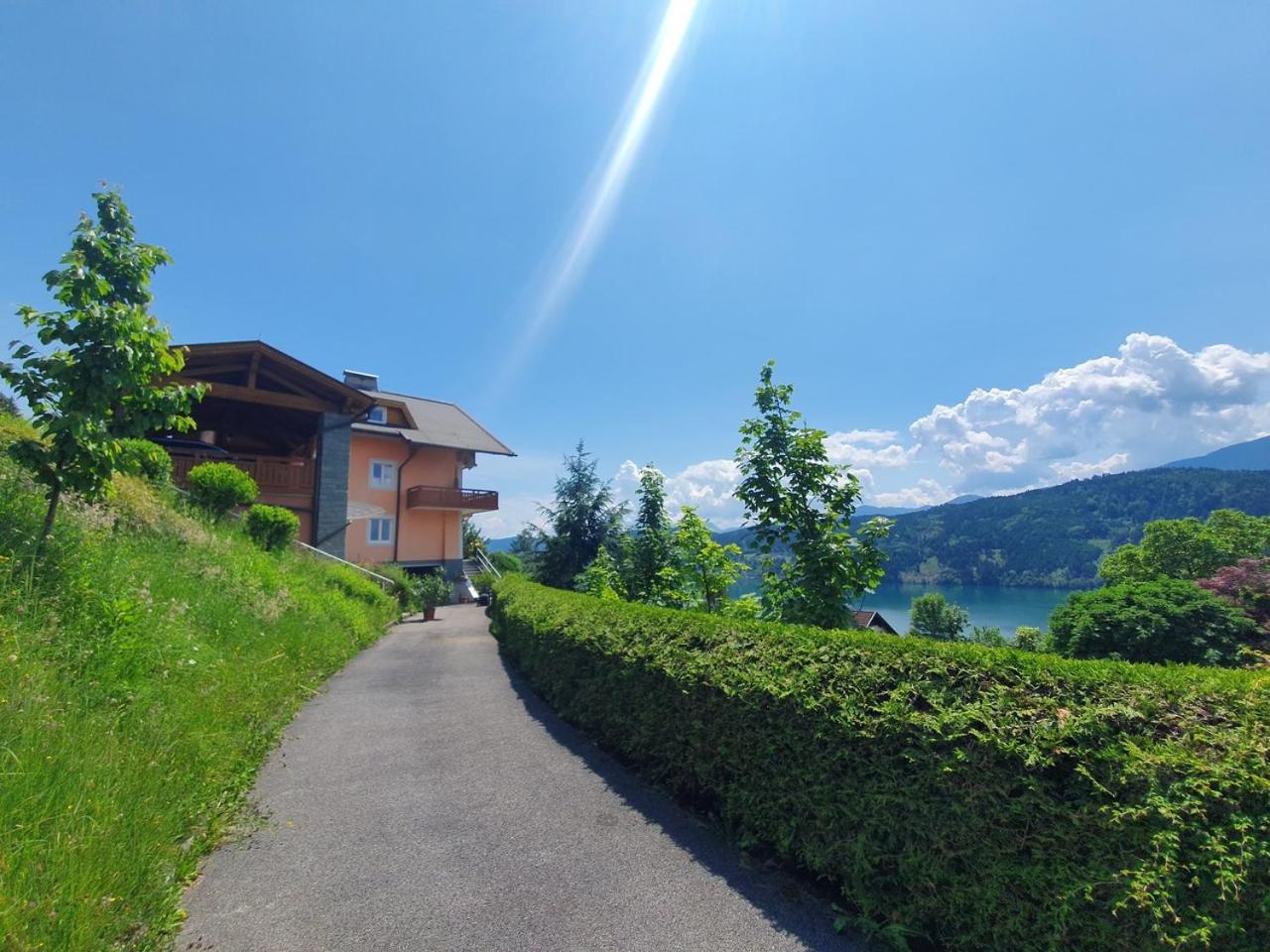 Haus Kraller-Urlaub Mit Seeblick Apartman Millstatt Kültér fotó