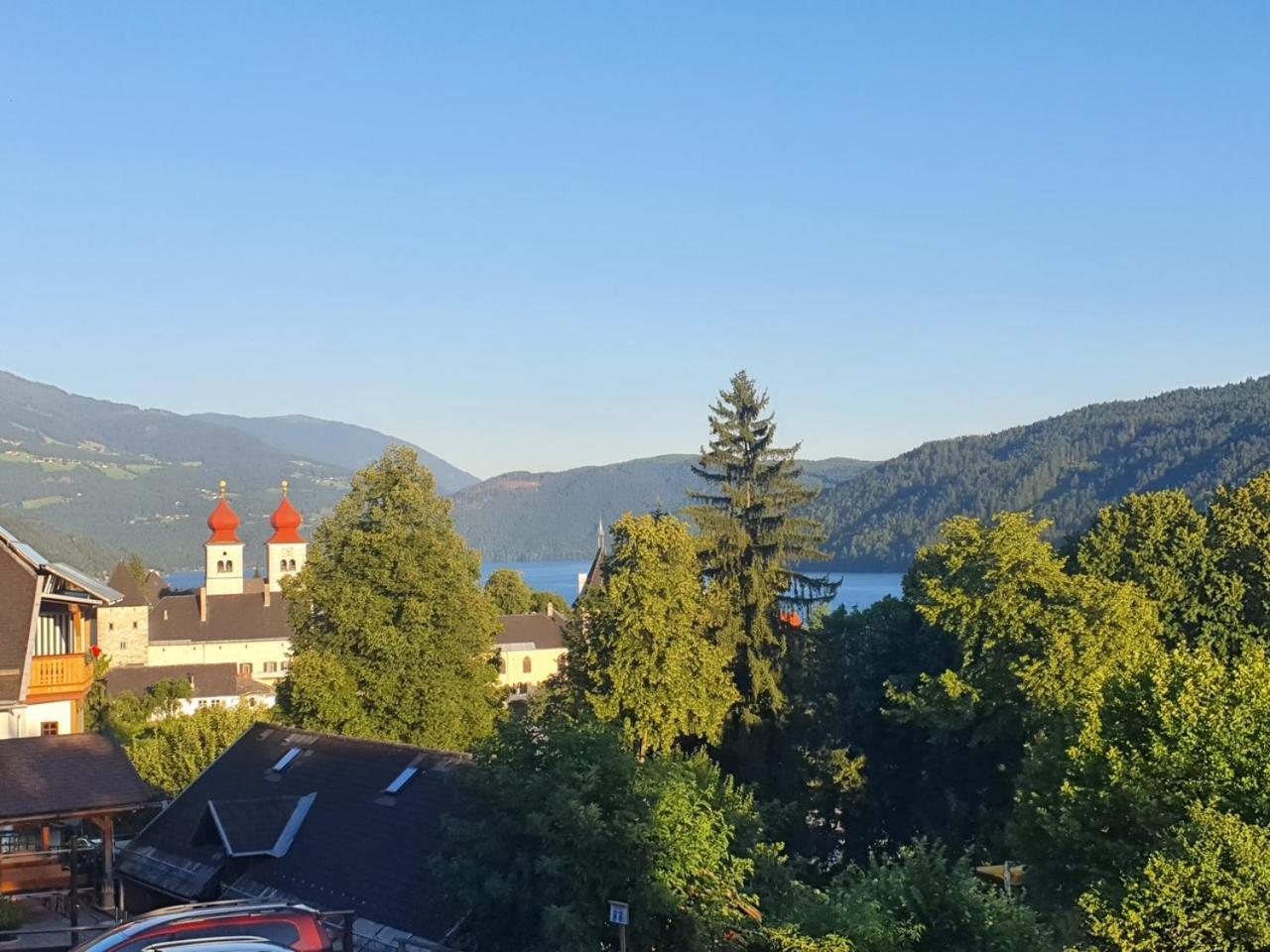 Haus Kraller-Urlaub Mit Seeblick Apartman Millstatt Kültér fotó