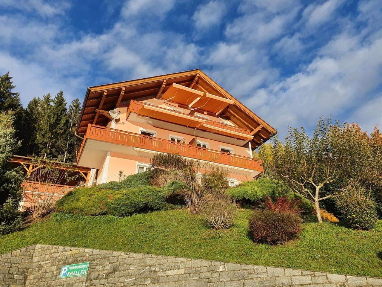 Haus Kraller-Urlaub Mit Seeblick Apartman Millstatt Kültér fotó